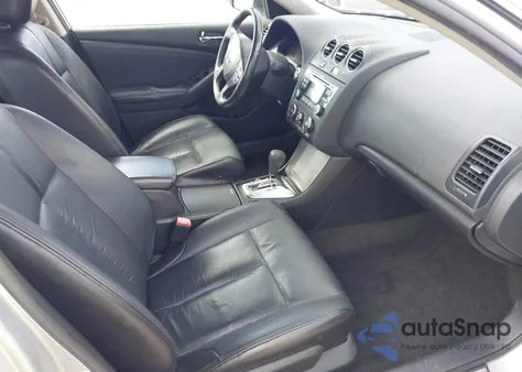 2010 Nissan Altima 3.5 Sr из США, поврежденный, VIN 1N4BL2AP5AN549792